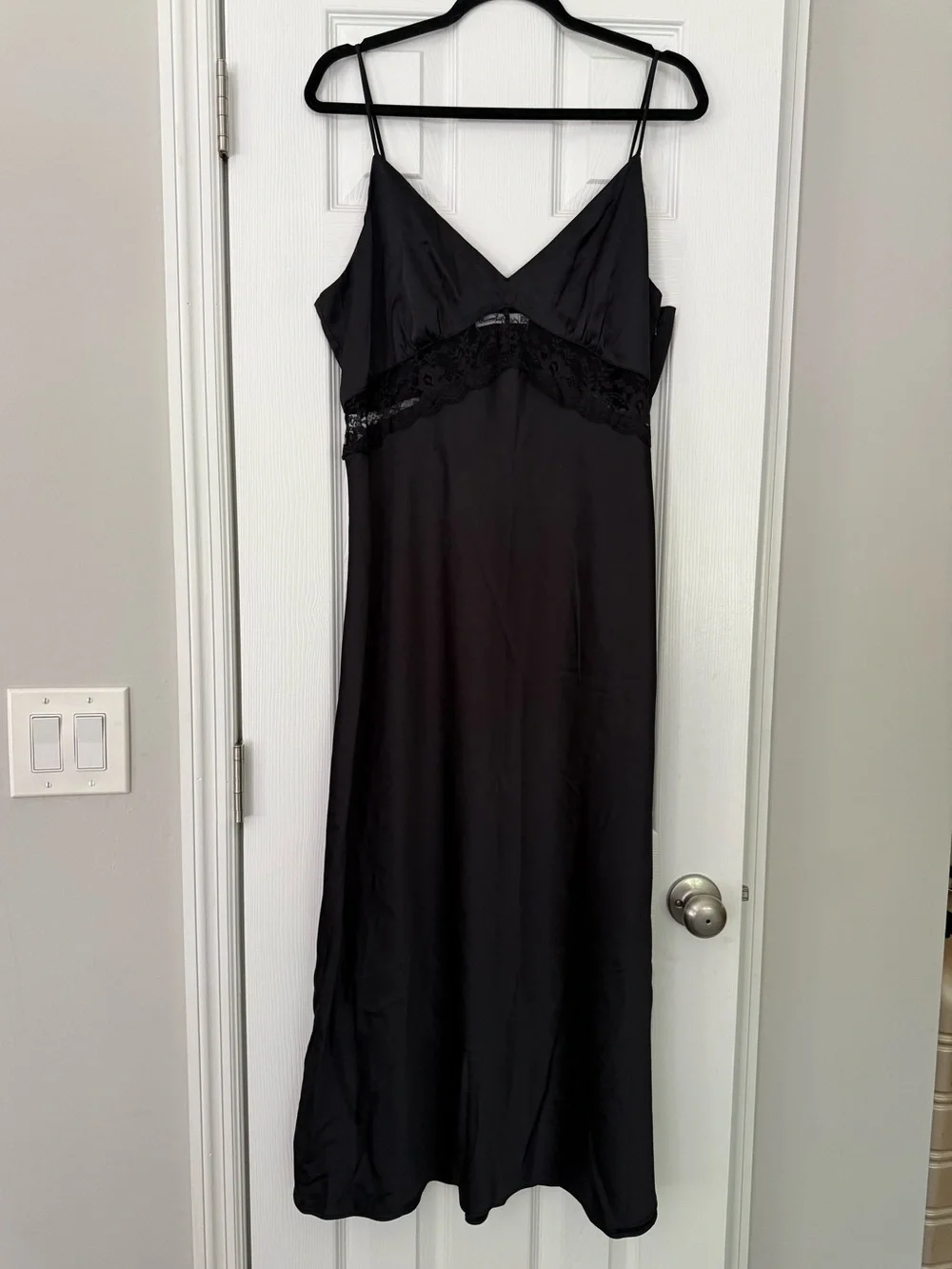 Abercrombie & Fitch Black Satin Lace Slip Dress Maxi Dress Women’s Large